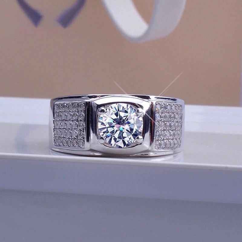 New Four-claw Simulation Moiss - Moissanite Engagement Ring 1 Carat review and price