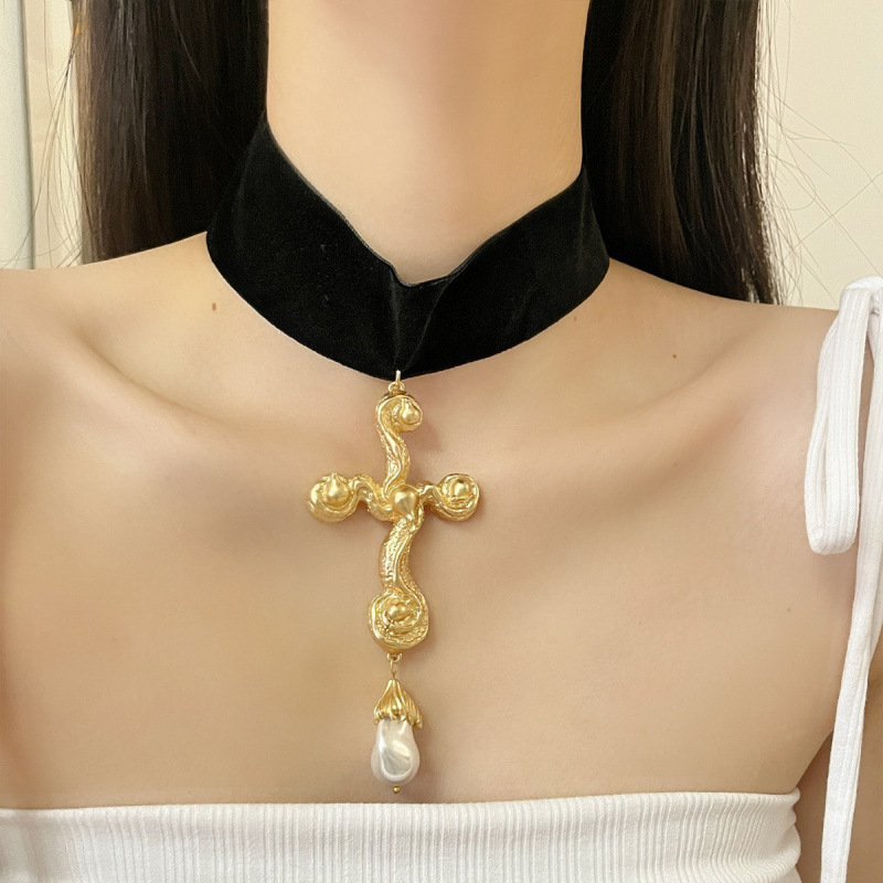 Vintage Exaggerated Baroque Pe - Pearl Choker Necklace Vintage review and price