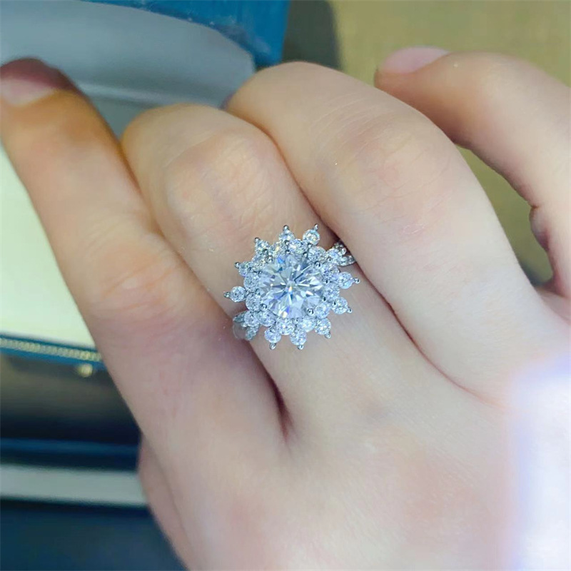 Luxury white gold solid platin - Moissanite Engagement Ring 1 Carat review and price