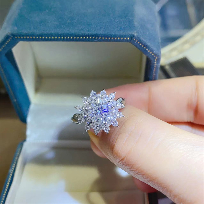 Luxury white gold solid platin - Moissanite Engagement Ring 1 Carat review and price